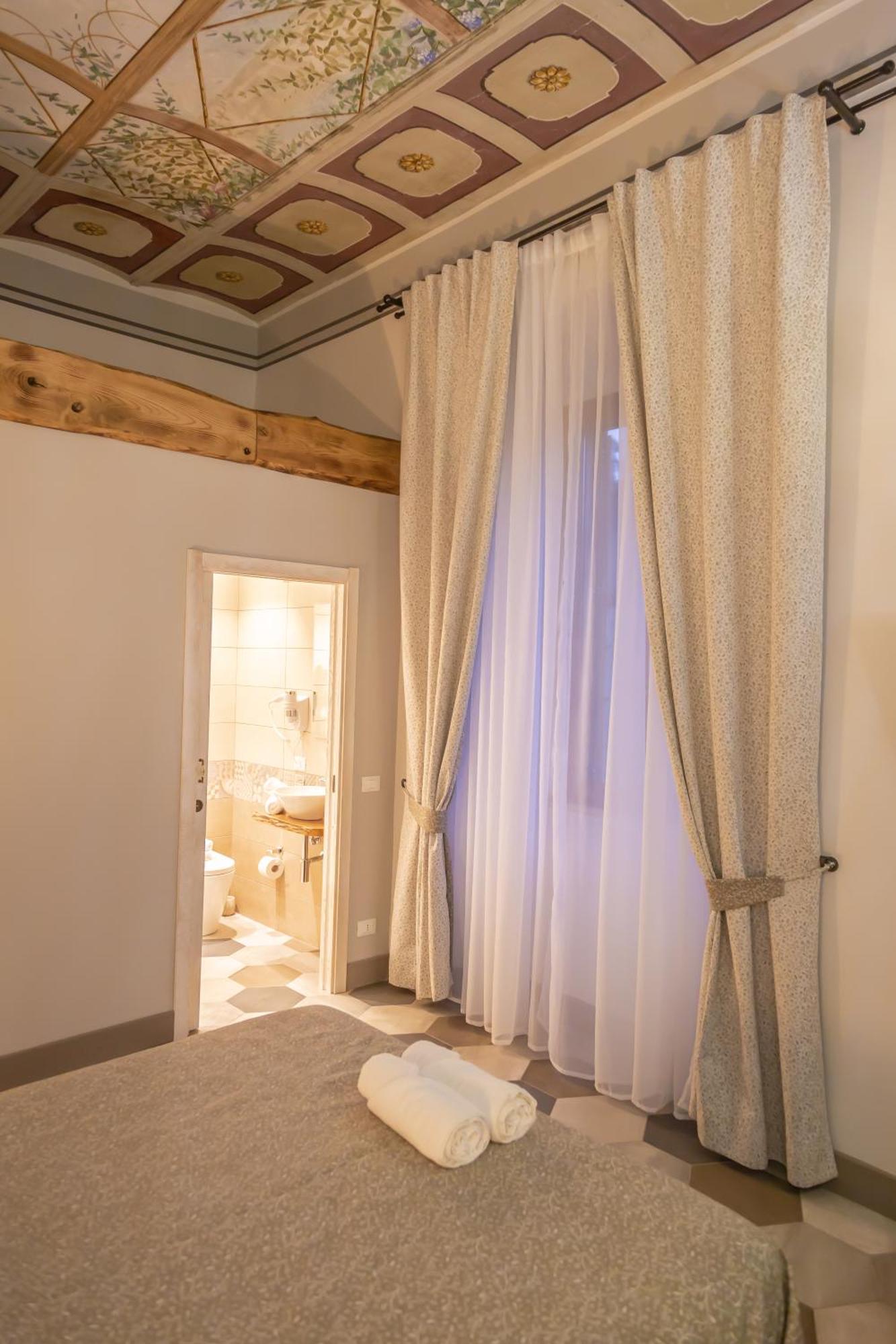 La Rondine Bed & Breakfast ทาเจลียคอสโซ ห้อง รูปภาพ